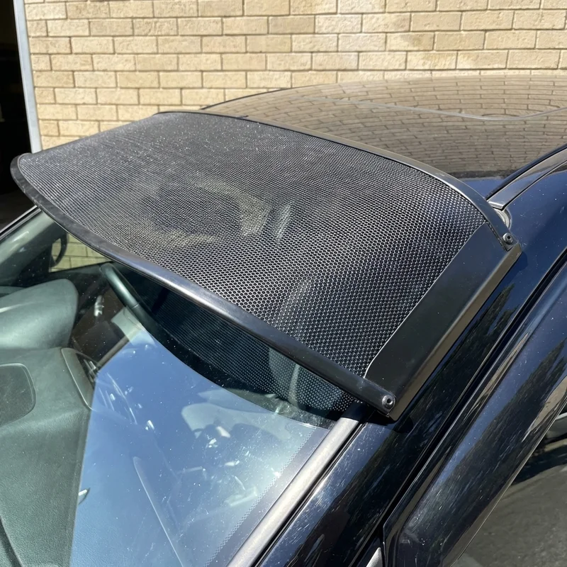 Volkswagen Caddy Mesh Windscreen Sunvisor (2014 - 2022) - 1