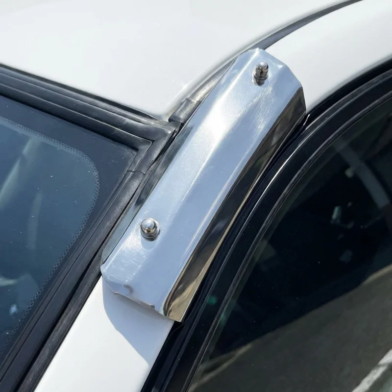 Volkswagen Corsar Sunvisor Mounting Bracket Kit (1984 - 1988) - 1