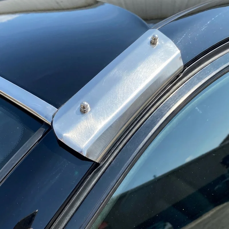 Volkswagen Pointer Sunvisor Mounting Bracket Kit (1998 - 2009) - 1