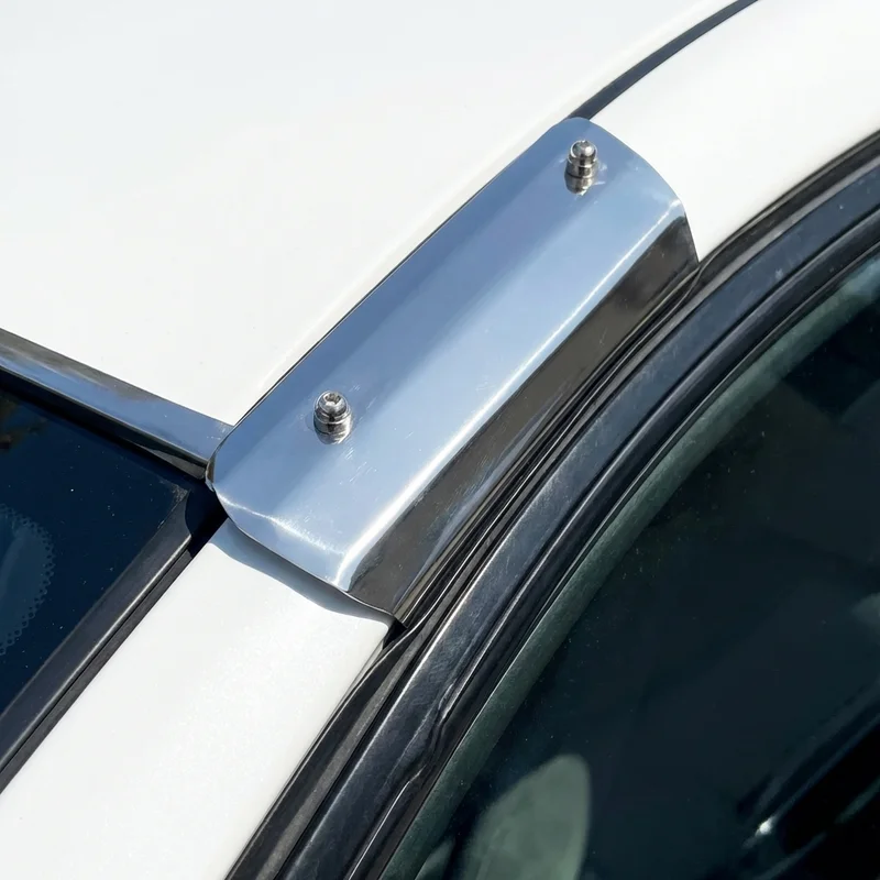 Volkswagen SportVan Sunvisor Mounting Bracket Kit (2007 - 2010) - 1