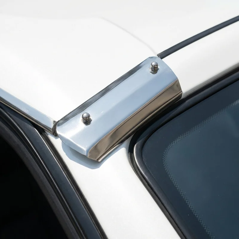 Volvo 265 monteringsbrakett for solskjerm (1976 - 1981) - 1