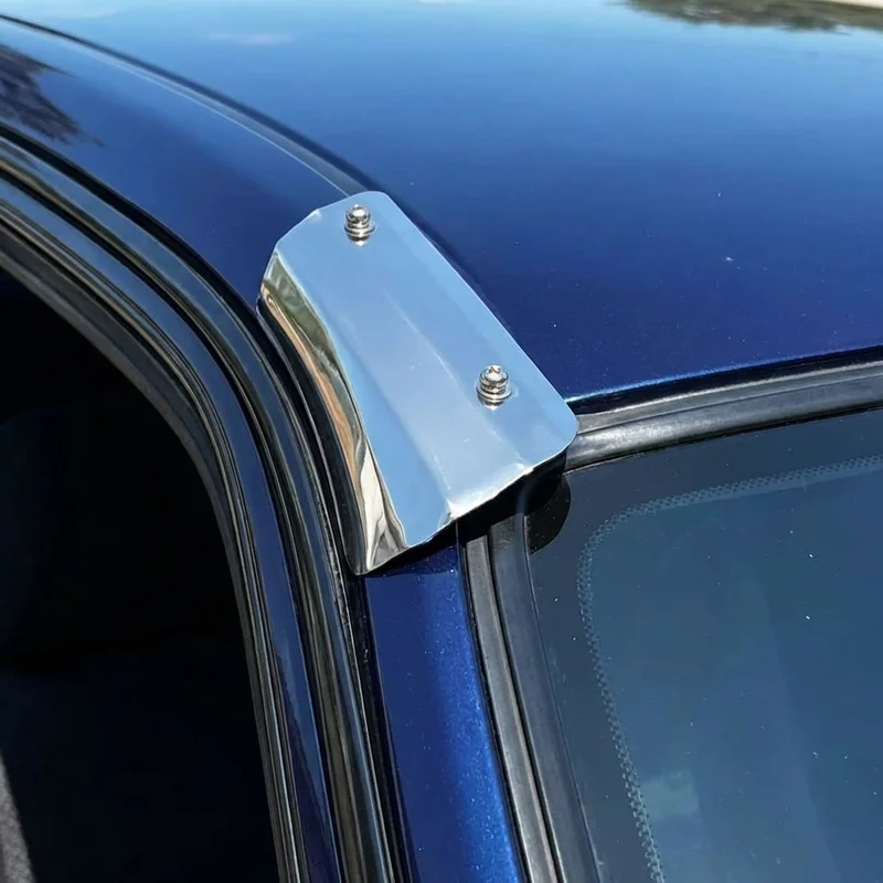 Volvo C40 Recharge monteringsbrakett for solskjerm (2022 - 2024) - 1