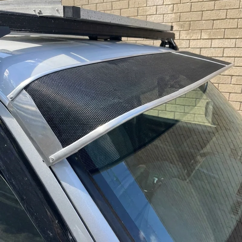 Volvo V40 Mesh Windscreen Sunvisor (1999 - 2019) - 1