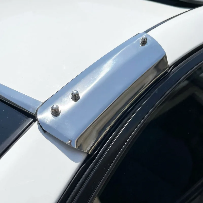 Volvo VNL 430 Sunvisor Mounting Bracket Kit (2015 - 2016) - 1