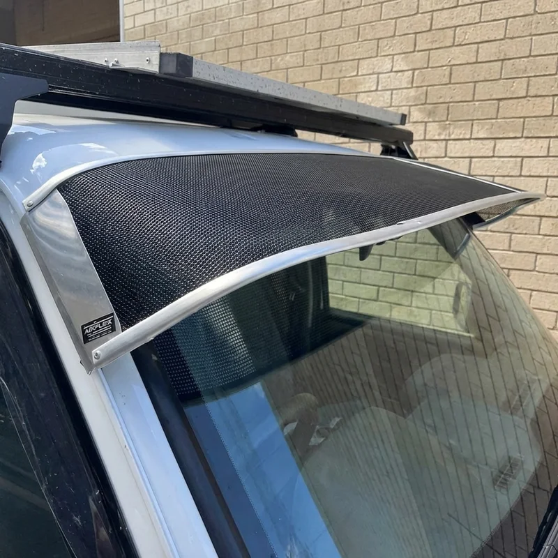 Volvo VNL 430 Mesh Windscreen Sunvisor (2015 - 2016) - 1