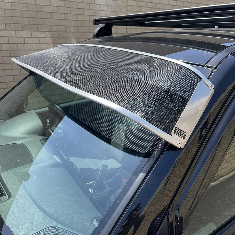 Volvo VNL 740 Mesh Windscreen Sunvisor (2017 - 2020) - 1