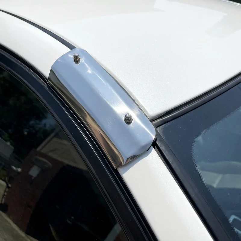 Volvo VNL 760 Sunvisor Mounting Bracket Kit (2017 - 2020) - 1