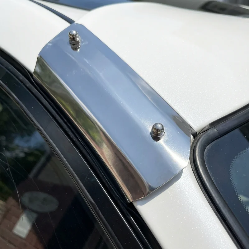 Kit de Brackets para Visera de Volvo VT (2006 - 2010) - 1