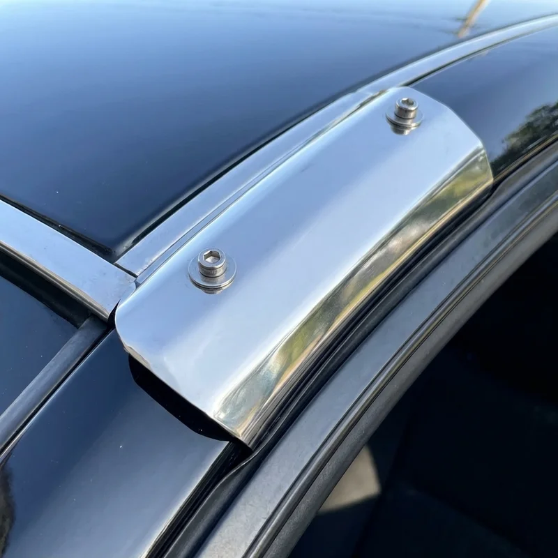 White WCS Sunvisor Mounting Bracket Kit (1981 - 1988) - 1