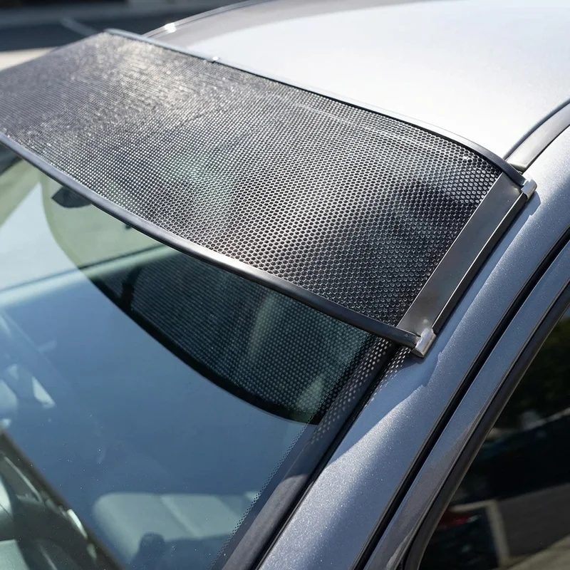 Winnebago Minnie Winnie Mesh Windscreen Sunvisor (2019 - 2022) - 1