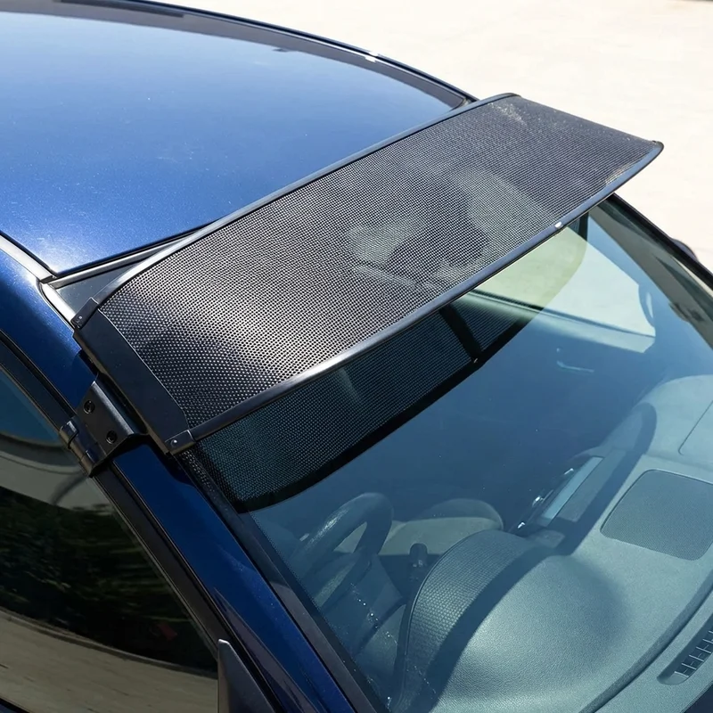 Winnebago Porto Mesh Windscreen Sunvisor (2020 - 2021) - 1