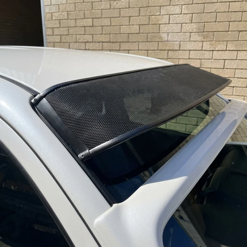 Workhorse FasTrack FT1801 Mesh Windscreen Sunvisor (2002 - 2005) - 1