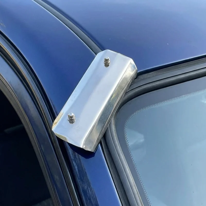 Workhorse FasTrack FT1802 Sunvisor Mounting Bracket Kit (2002 - 2003) - 1