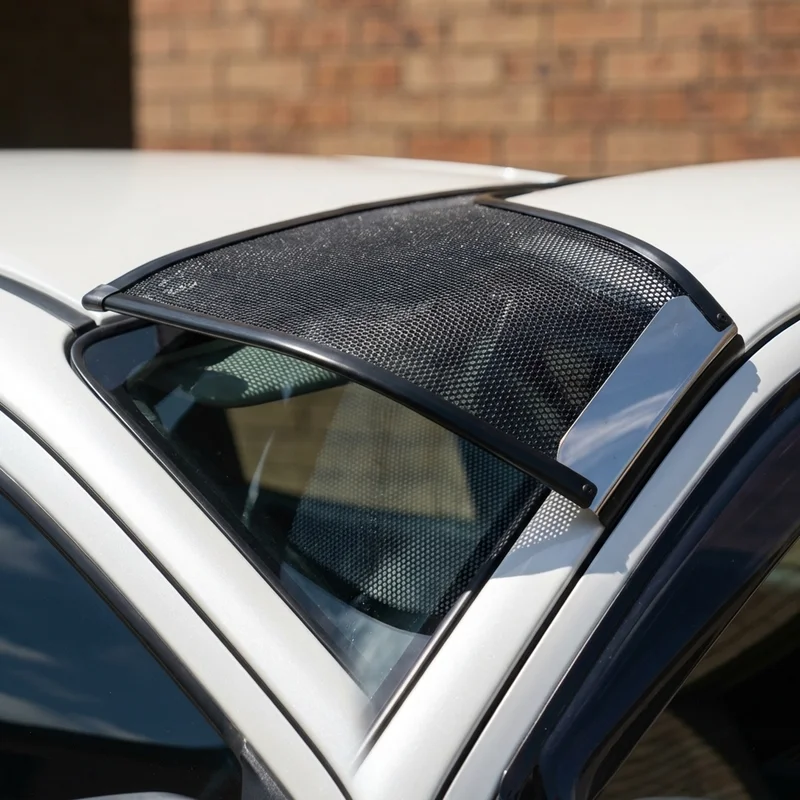 Yugo GVS Mesh Windscreen Sunvisor (1988 - 1988) - 1